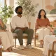 Illustration d’une séance collective de détente guidée avec des adultes de différents âges